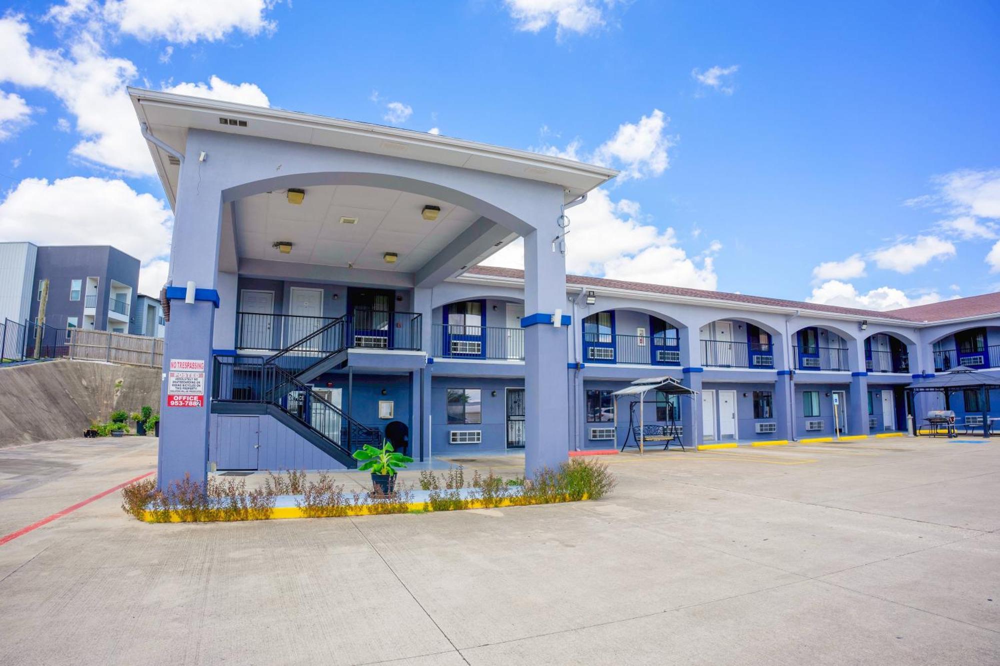 High Five Inn By Oyo Killeen Exterior photo