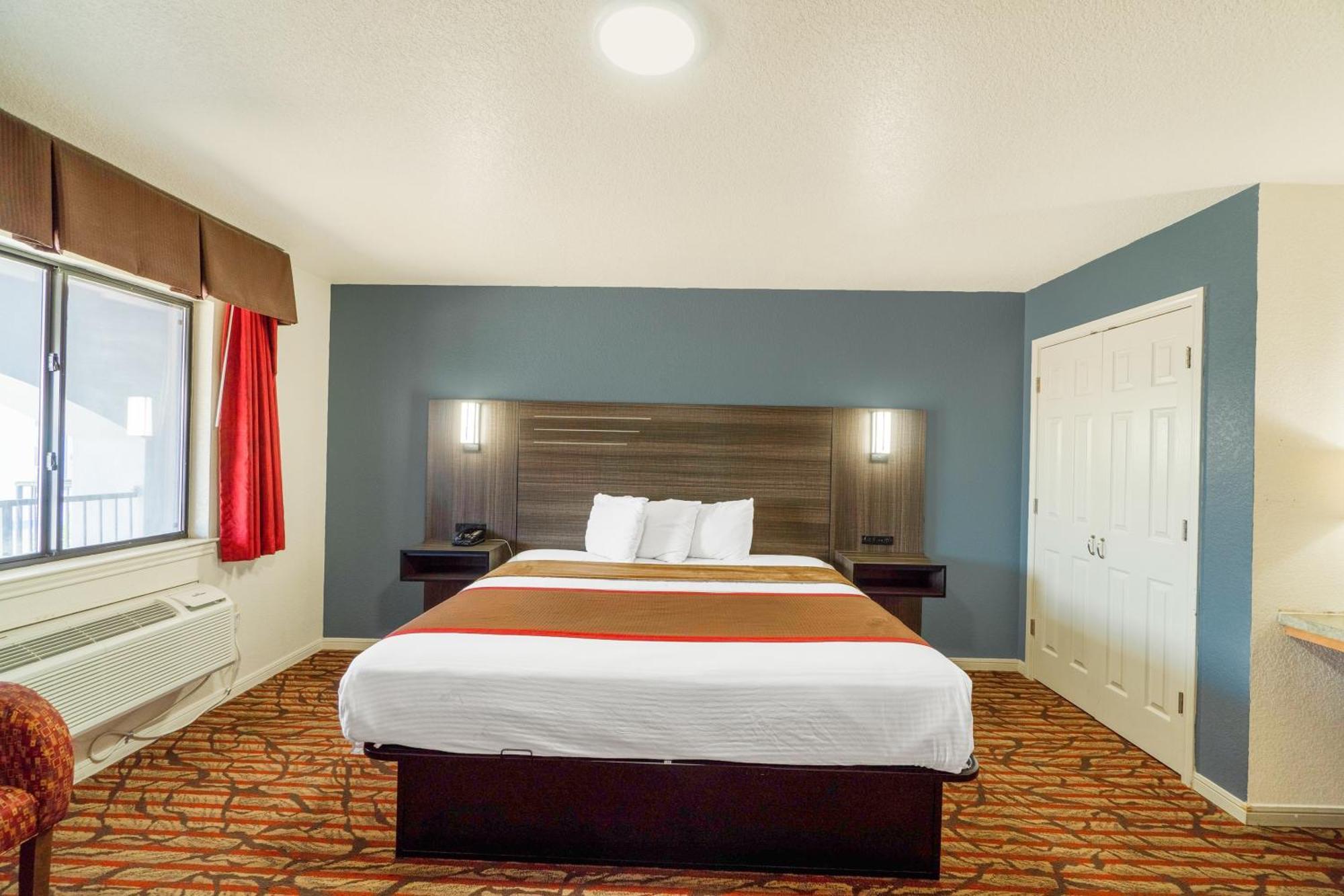 High Five Inn By Oyo Killeen Exterior photo